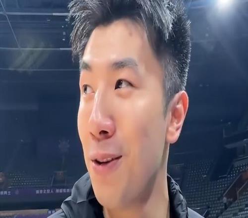 单场8帽刷新生涯新高！邹雨宸回应赛后“撞飞”主帅张庆鹏