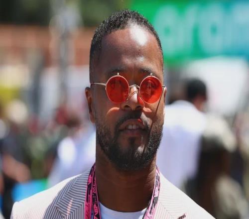 曼联名宿赛前开炮：巴萨球迷该醒醒了