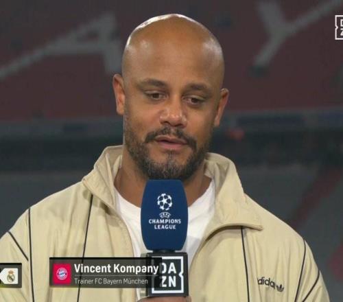 孔帕尼谈染黄:当球员倒地时我发声是正常的,很意外领到黄牌