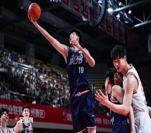 前行无畏202526赛季CBA常规赛第三十九轮主场负于上海