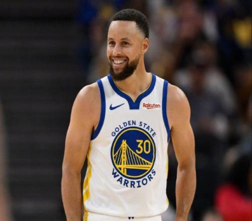 勇士逆转!库里35+4格林立大功,伦纳德末节2分,波神20+5加兰6犯