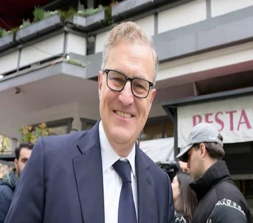 拜仁皇马谁是晋级热门德雷森：很难说，我们必须发挥高水准