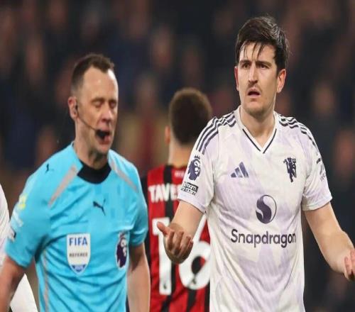 英足总官方：马奎尔辱骂第四官员，被追加禁赛1场