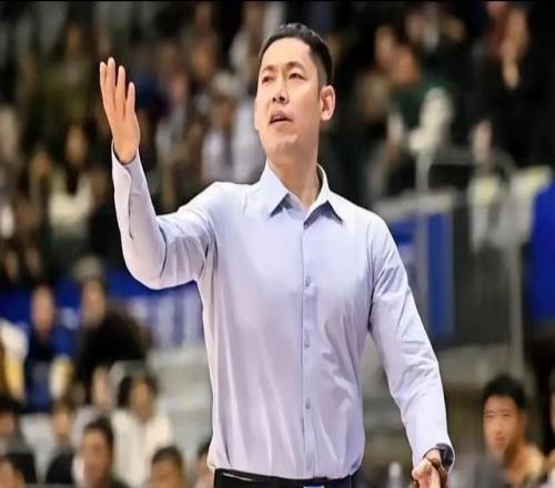 杰伦豪斯21分CBA北控男篮8781山东陶汉林11分12板