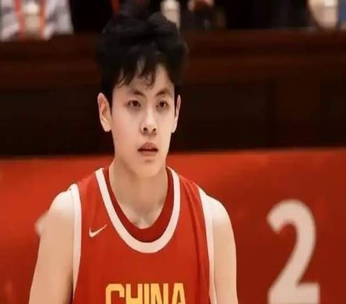 拒绝5个月集训！中国女篮名单中4人离队，宫鲁鸣无可奈何，忍了吧