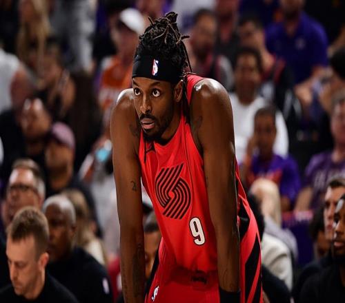 关键时刻打出攻守兼备的表现，开拓者锋线大将的调整能力相当不错