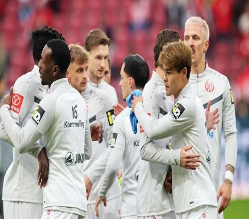 美因茨首进欧战八强，一个替补名单暴露野心