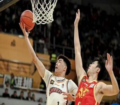 CBA赛后阻挡李添荣与球迷互动的并非首钢俱乐部人员