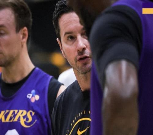 里夫斯极限回归,参加内训,被看衰!湖人还指望41岁老詹