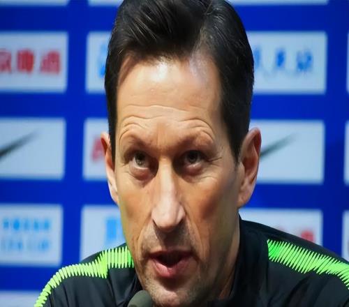 上港与鲁能的比赛没开踢，就可能迎来三位久违强援首发，值得期待