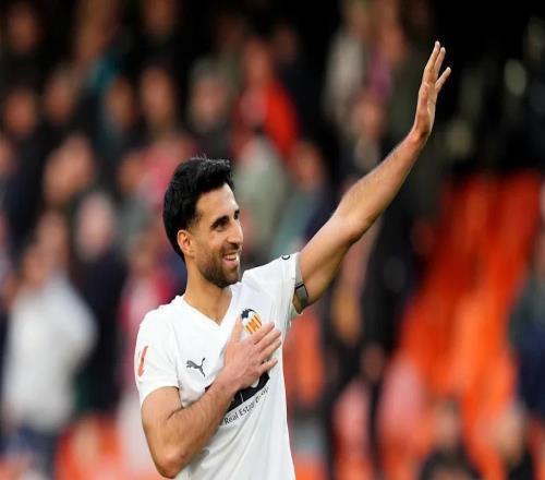 瓦伦西亚中卫伤缺：肌肉伤为何成现代足球隐形杀手