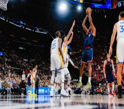 末节三分雨逆转！库里砍35分，勇士附加赛126121击沉快船