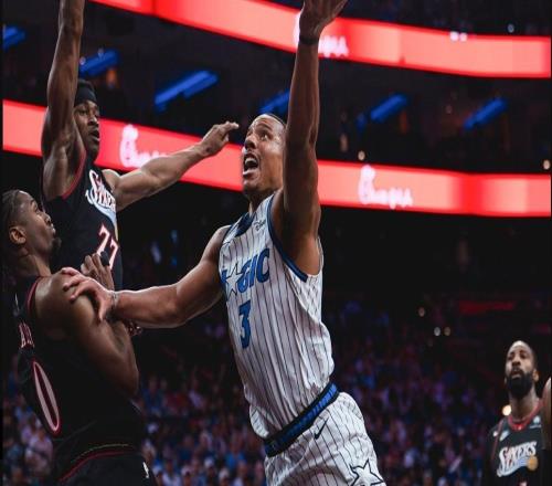 又一水货状元班凯罗下半场10中2+4失误美球迷狂刷非基石型球员