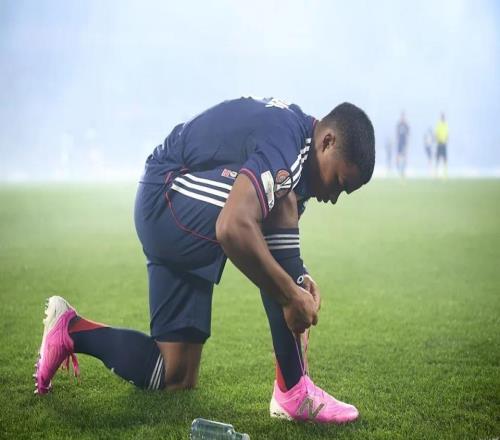 皇马拒售19岁新星:一场关于耐心的商业实验