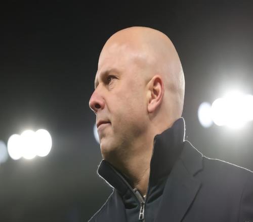 天空：输给巴黎根本不会决定斯洛特未来，球队表现差情有可原