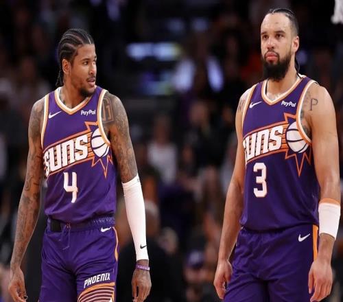 36分6板4助2断3帽8记三分球！生涯最强一战！1换8大交易捡到宝了