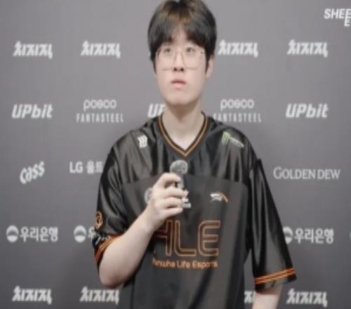 zeus：上单安妮打纳尔可以有优势地滚起雪球最警惕KT