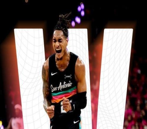 文班季后赛首秀35分创队史纪录！马刺轻取开拓者