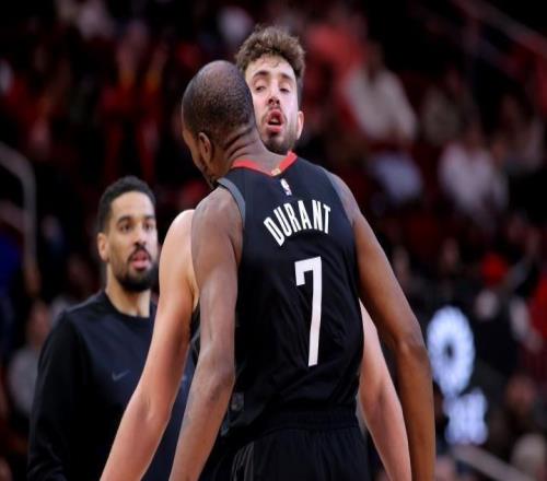 单赛季出战2840分钟，仅休息5场！杜兰特缺战，火箭队用人酿苦果