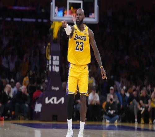 历史第一！！詹姆斯季后赛纪录又多一项！