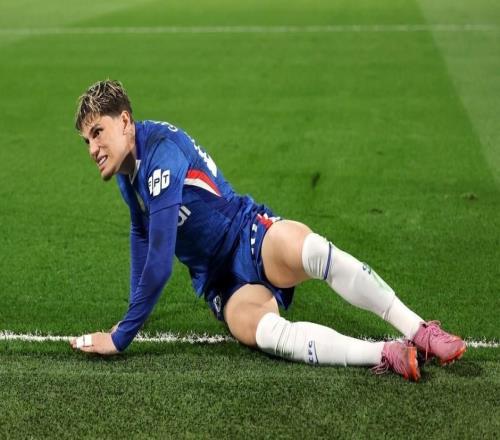 talkSPORT：切尔西打算出售加纳乔，认为这笔引援未达预期