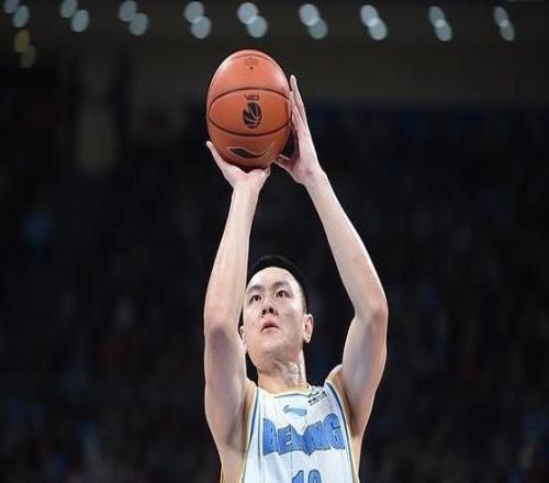 北汽男篮将在收官战为朱彦西举办退役仪式