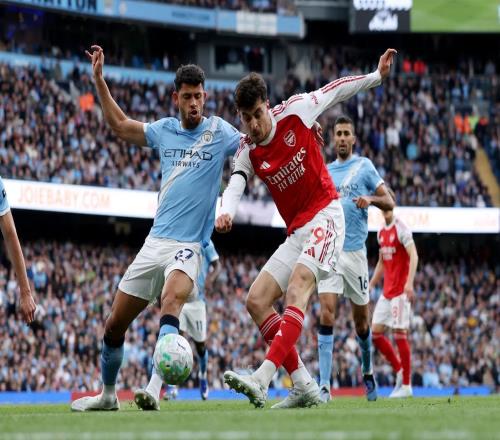 英超天王山之战，阿森纳不敌曼城两连败，争冠大好形势不复存在