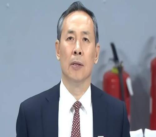 广东输了，机会来了许利民太会说话了，一针见血，杜锋情何以堪