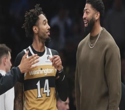 戴维斯空降奇才：老将空降重建队，是解药还是干扰