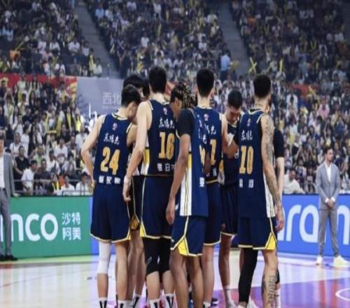 媒体人：广东队滑落至第五不能只怪杜锋，阵容先天就有短板