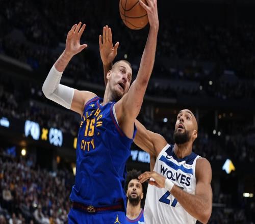 安东尼：本场必须给戈贝尔应有的赞誉，是他让约基奇耗尽体力