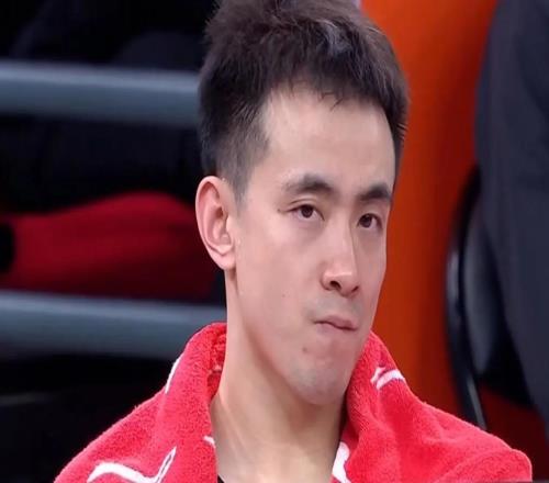 惨败上海把辽篮血性打没了！乌戈赵继伟纷纷吐槽，未来可咋办