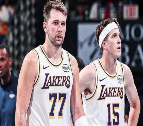 湖人官方：东契奇和里夫斯缺阵与火箭的系列赛G2