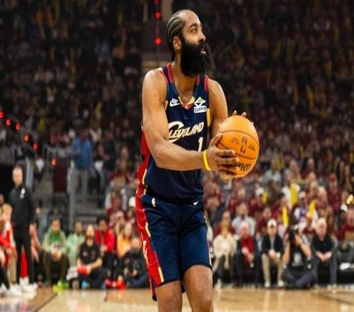 哈登28+5+4+5一战3纪录，米神连场暴走探花郎25分，骑士主场屠龙