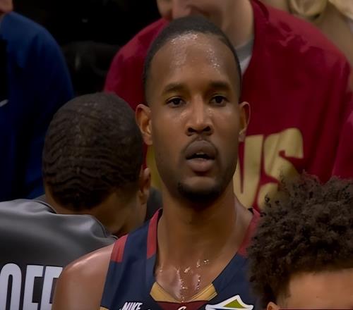 季后赛首个20，骑士晋级形势一片大好，但是想夺冠需要改善两点