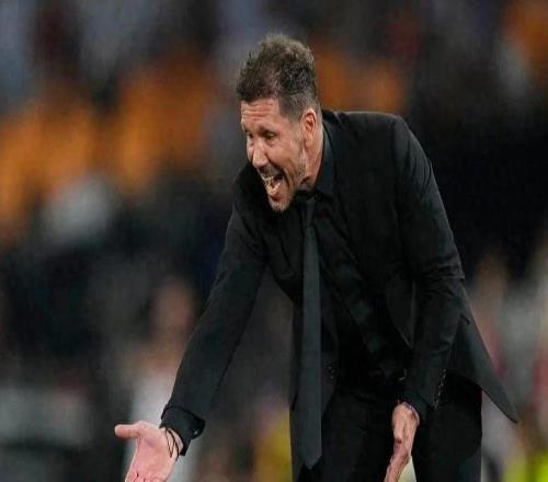 西蒙尼的困境：在玄学、内省与迷信中，寻找马竞失落的灵魂