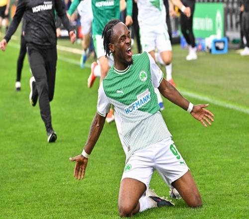 官方：法兰克福从德乙菲尔特回购23岁前锋富特科伊