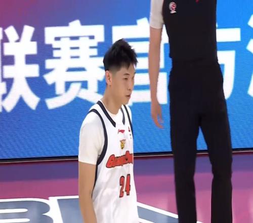 复出后喜提2连败！杜锋失去广东队控制权，休赛期离队成定局