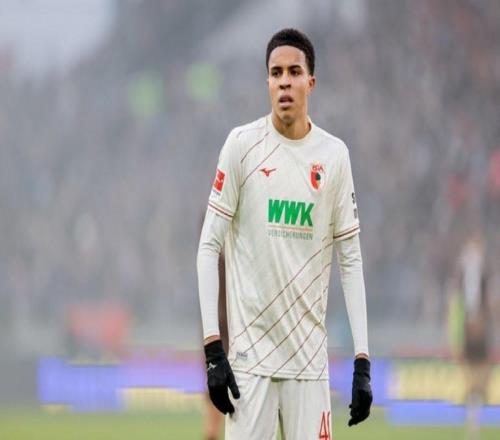 记者：奥堡后卫班克斯考虑为德国出战他曾代表美国踢世少赛