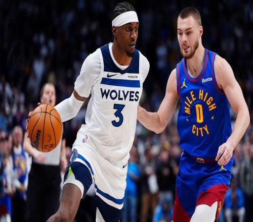 霸气，森林狼队的麦克丹尼尔斯火力全开，向掘金队全队挑衅