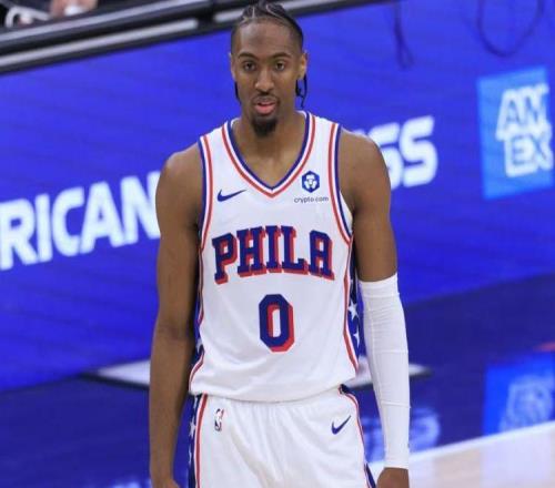 爆冷！马克西29+9探花爆发立功，布朗36+7首发最低，塔图姆里程碑