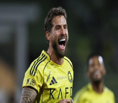 阿斯：伊尼戈马丁内斯和胜利都希望至少再续约一个赛季