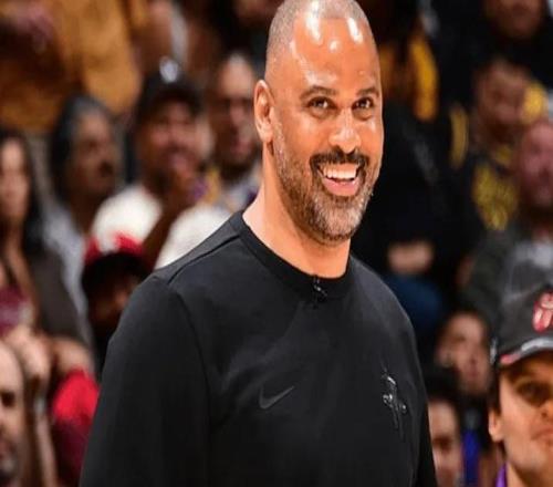 火箭丢G2乌度卡全方位甩锅！不满防守+进攻打铁，直指球员犹豫！