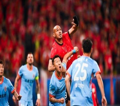 【中超】索罗金费利佩连续破门蓉城2比1逆转玉昆