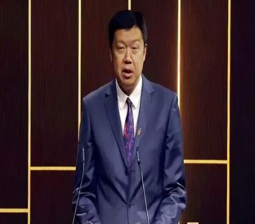 恭喜！男篮名宿入选FIBA名人堂，历史第5人，公开发声，说得真好