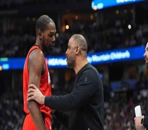 Shams：火箭队内乐观认为杜兰特能在今日对阵湖人G2比赛复出