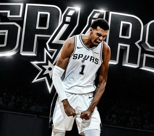 5分4板1助1帽2失误！进入脑震荡保护协议！文班亚马退出G2