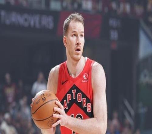 猛龙主帅：不会在G3前确定首发中锋人选珀尔特尔需更具侵略性