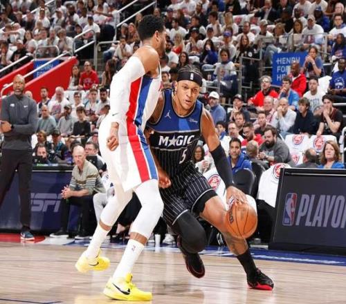 活塞9883大胜魔术，11平！3分15中3，8换1交易完败，骑士赌对了