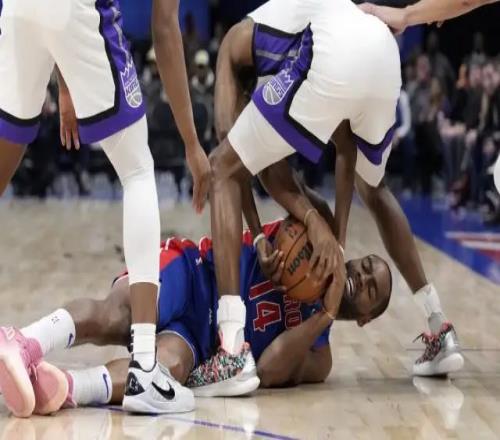 季后赛G1G2盘点，雷霆最具冠军相，火箭最差，湖人惊喜，黑8有望